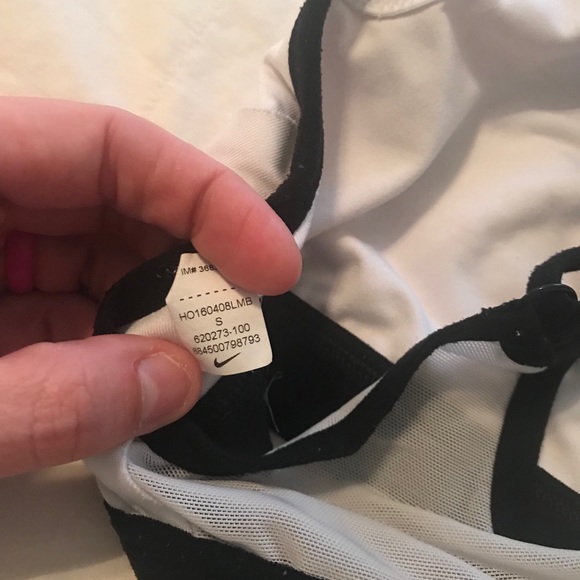 Nike sports bra - Picture 3 of 3